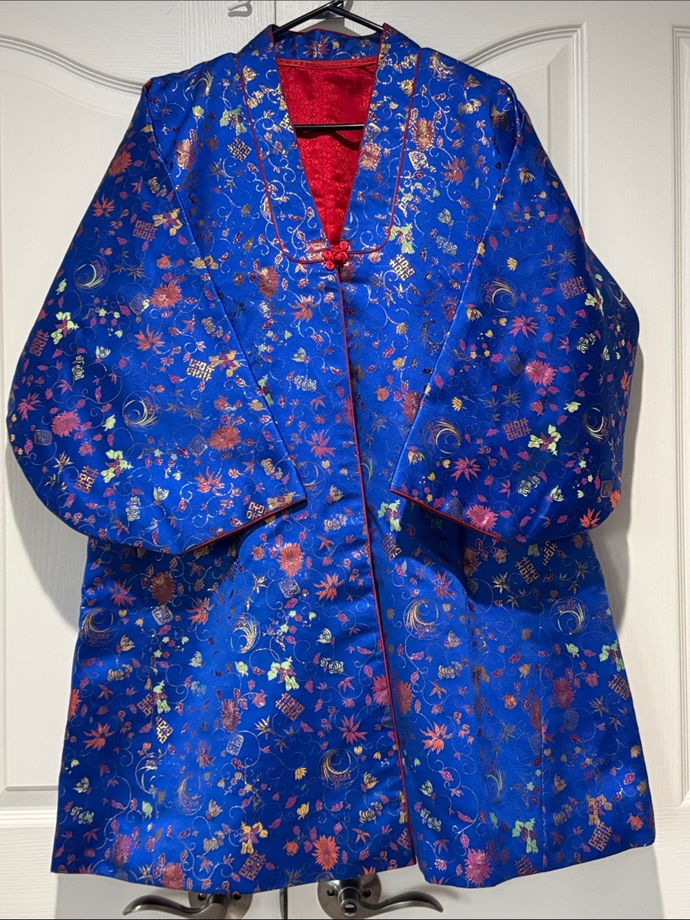 Hanbok- traditional Korean clothing